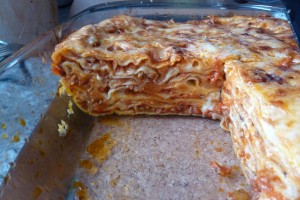 Domácí těstoviny: upečené lasagne na řezu